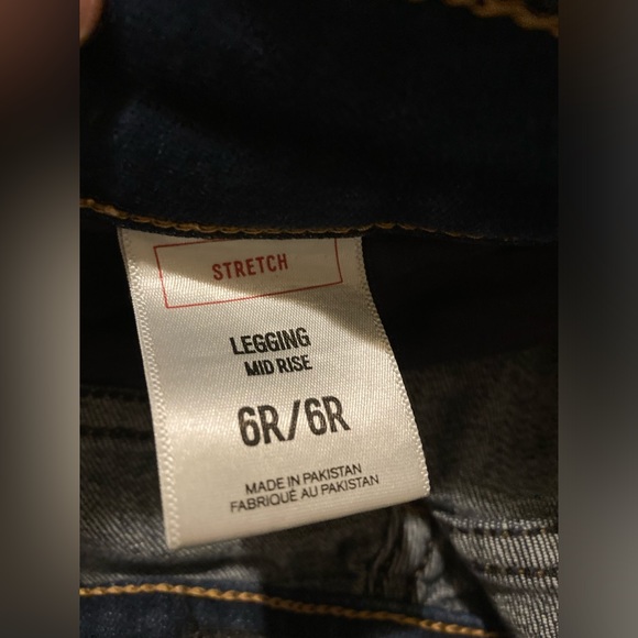 Juniors Size 6R Express Jean Frayed Shorts - Picture 4 of 15